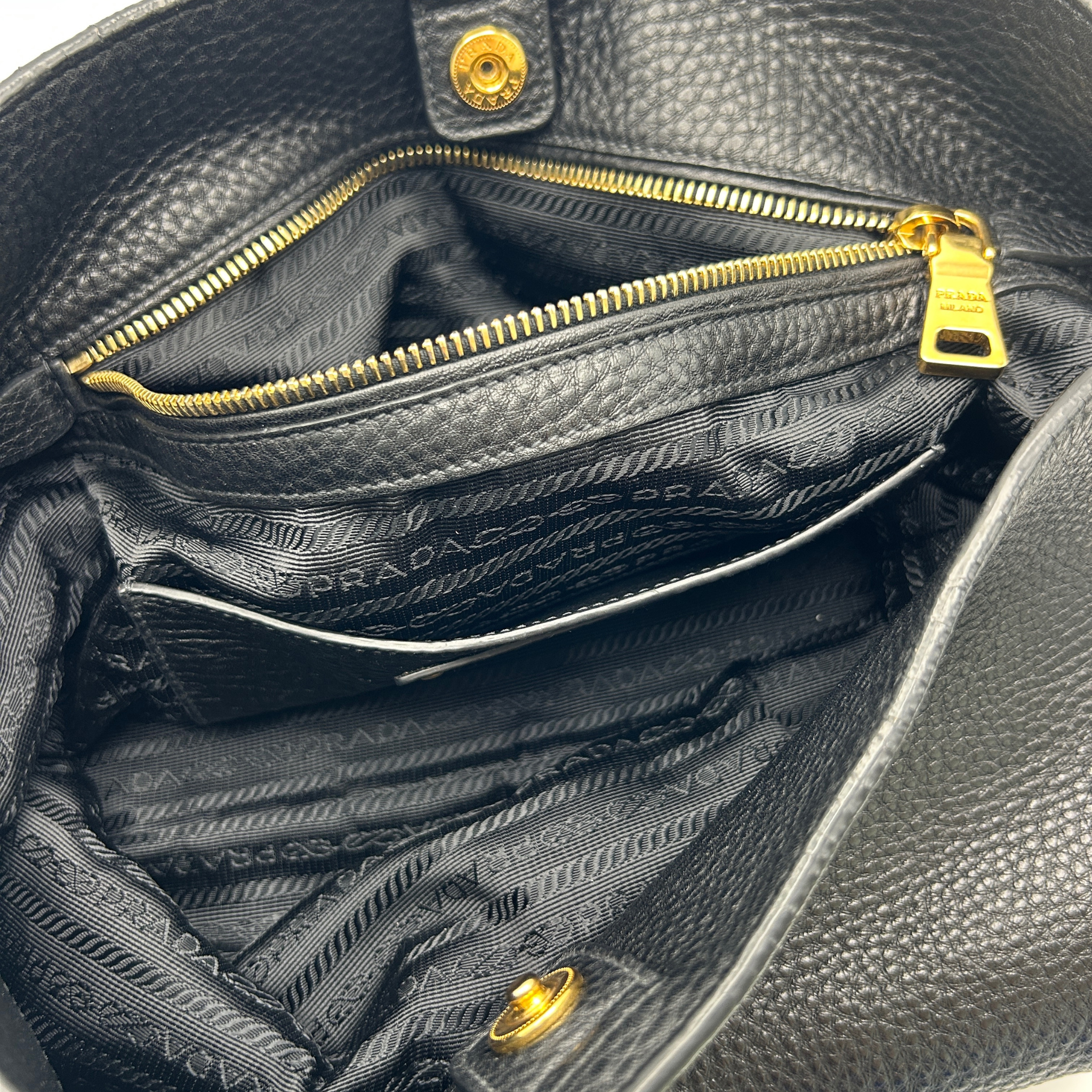 PRADA Vitello Daino Leather Shoulder Bag Nero Black